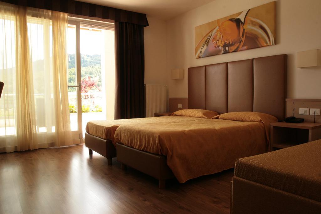 Отель Casa Vigolana Natural Garni Виголо-Ваттаро Экстерьер фото